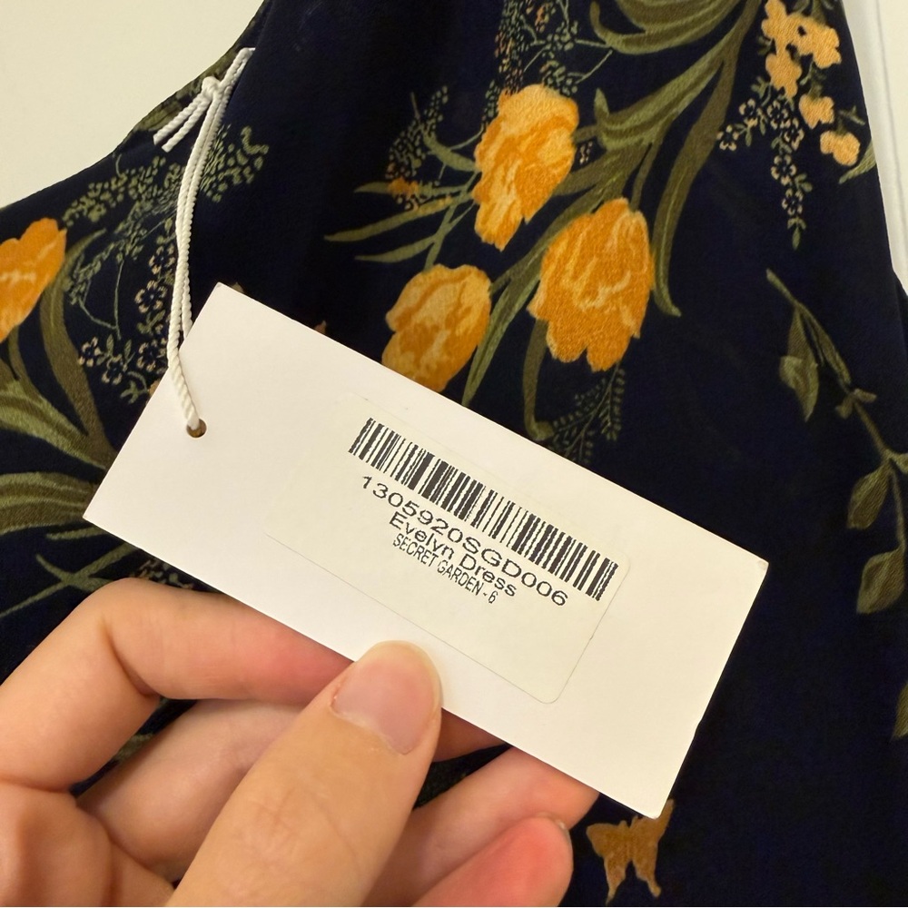 NWT Reformation Evelyn One-Shoulder Navy Floral Maxi Dress with High Slit - Picture 4 of 8